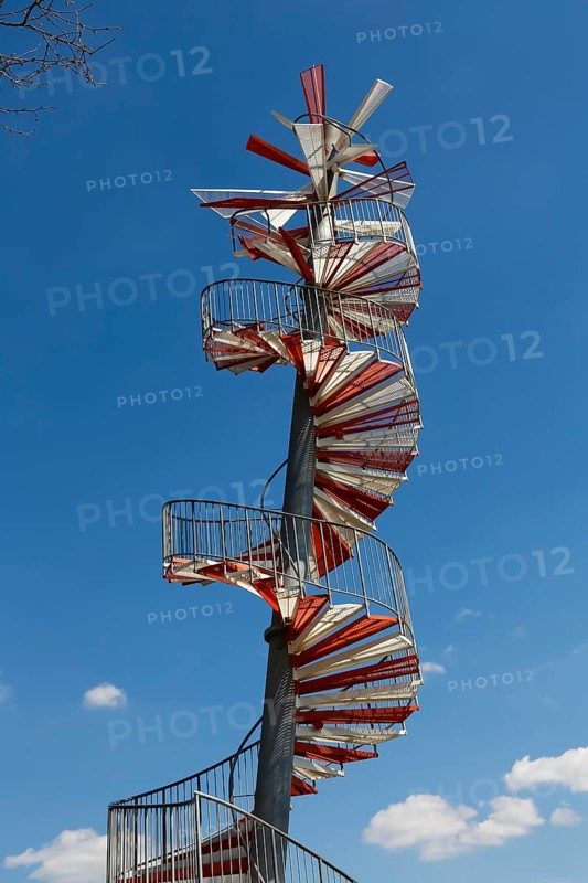 Berblinger Tower in honour of the tailor of Ulm