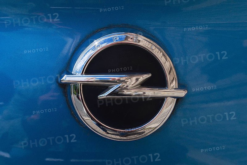 Logo of the car brand Opel