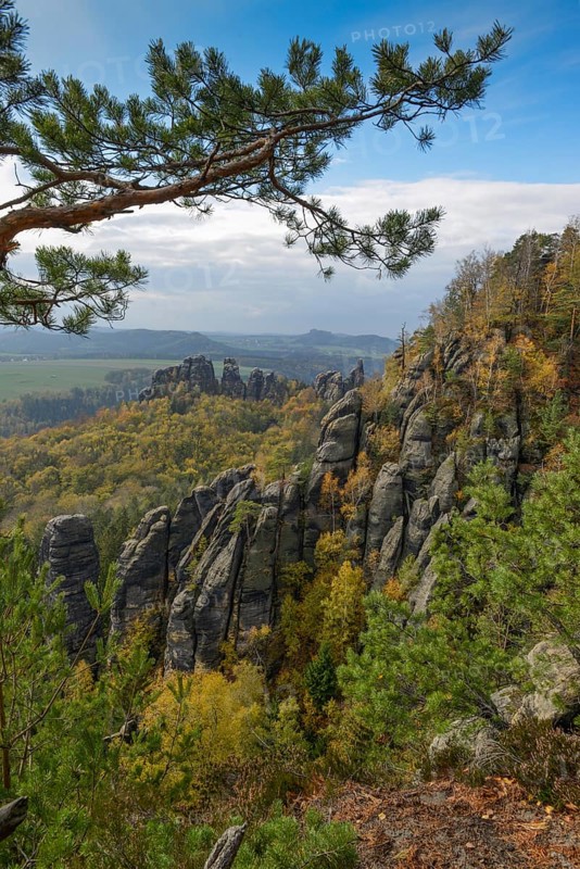 View from the ridge path of the Schrammsteine