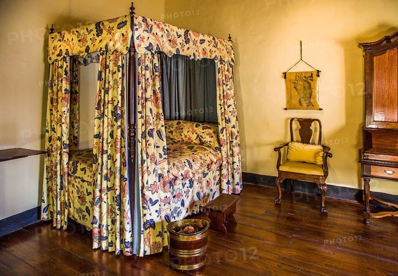 Noble bedroom