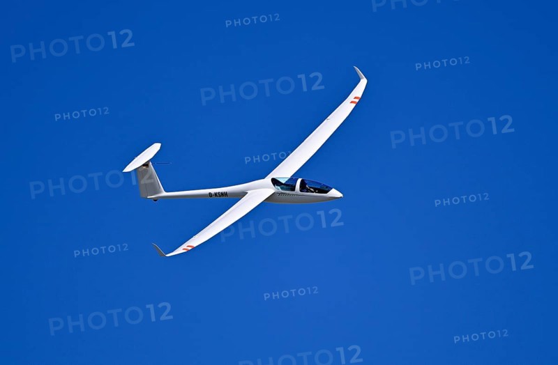 Segelflugzeug DG-1000 der DG Flugzeugbau