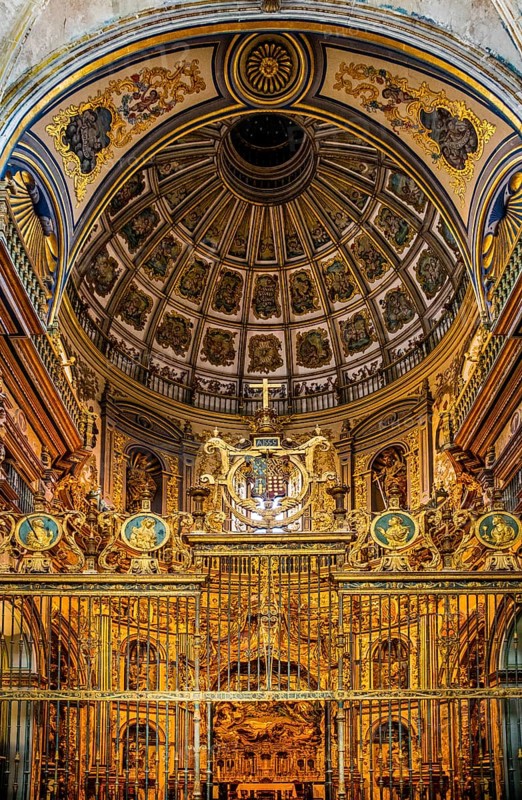 Interior of San Salvador