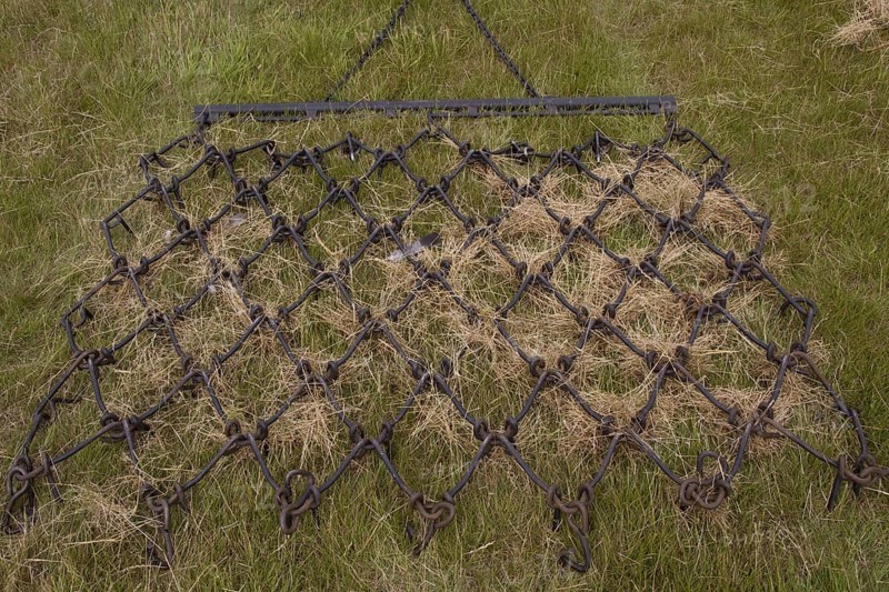 Chain harrow