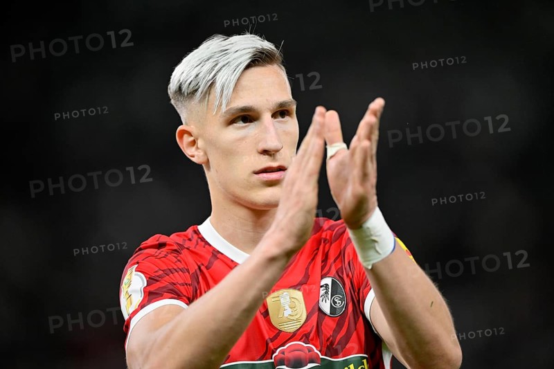 Nico Schlotterbeck SC Freiburg SCF thanks fans