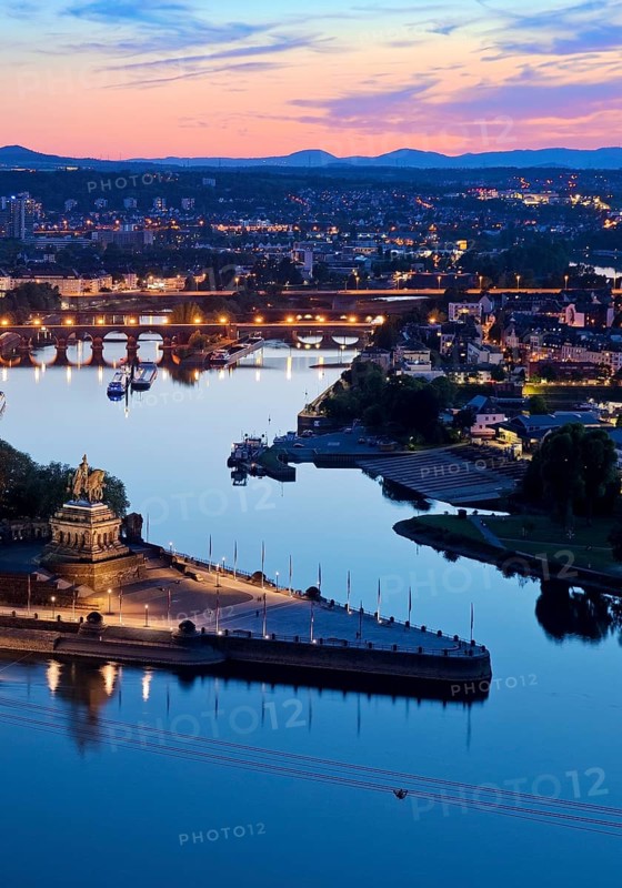 Deutsches Eck in the evening