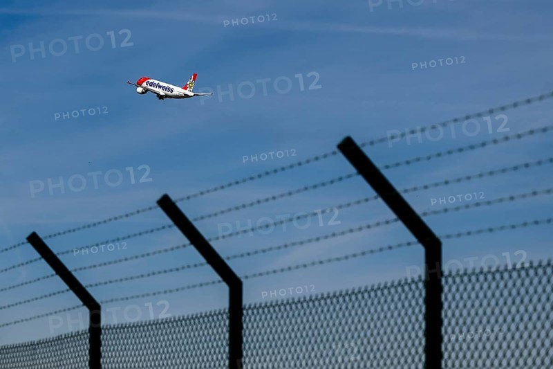 Flugzeug Edelweiss Air