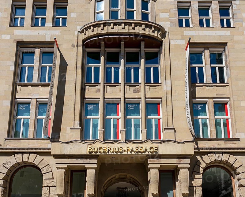 Bucerius Passage at the Alter Wall and the Alsterfleet