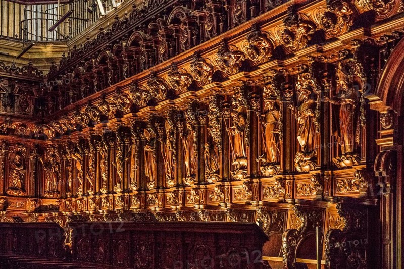 Choir stalls