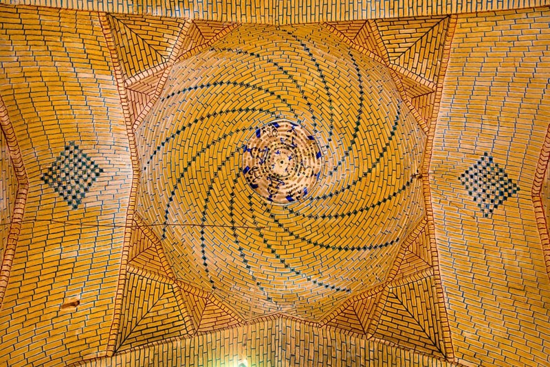Ceiling structure