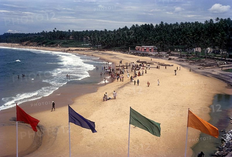 The shallow bay at kovalam