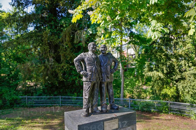 Sculpture Joy of Songs