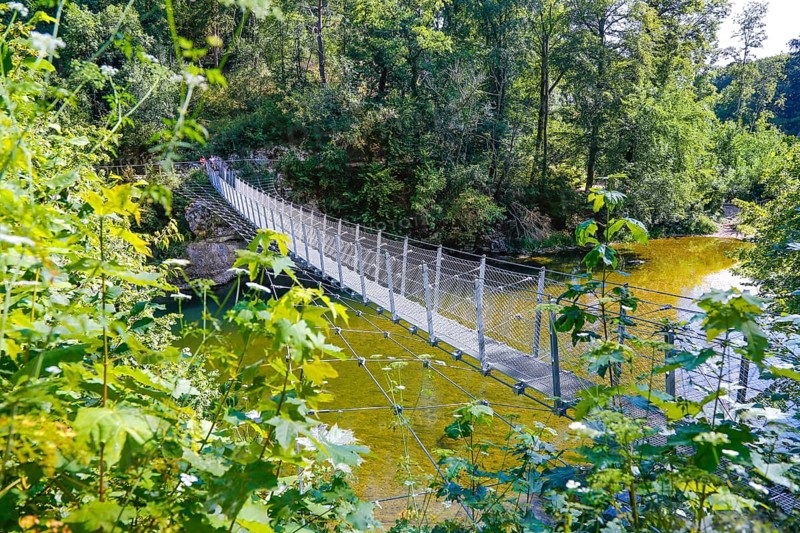 Haengebruecke im Fuerstlichen Park Inzigkofen