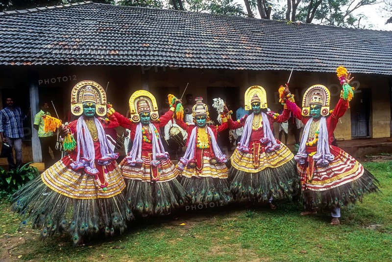 Arjuna Nirittam dancers in Atham festival in Tripunithura prior to Onam