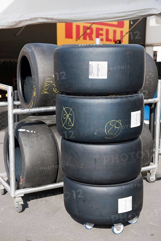 Racing tyres