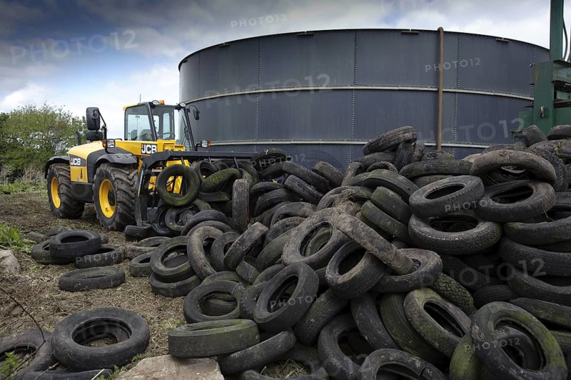 Recycling rubber tyres