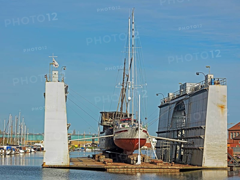 Dry dock