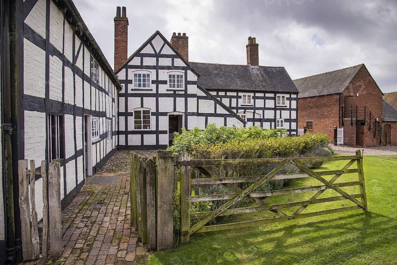 16th century farmhouse adjoining a 19th century extension