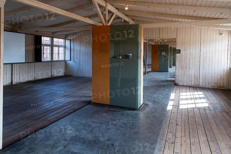 Exhibition on history in former prisoners' barracks