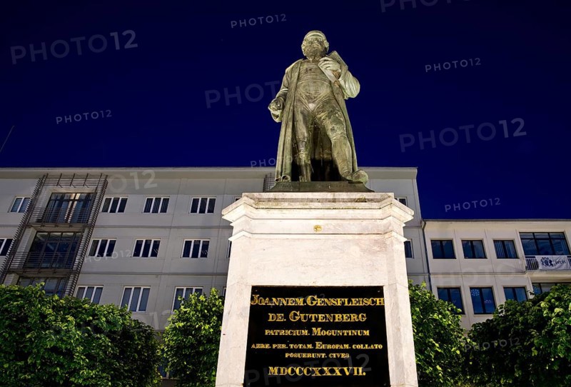 Gutenberg Monument from 1837