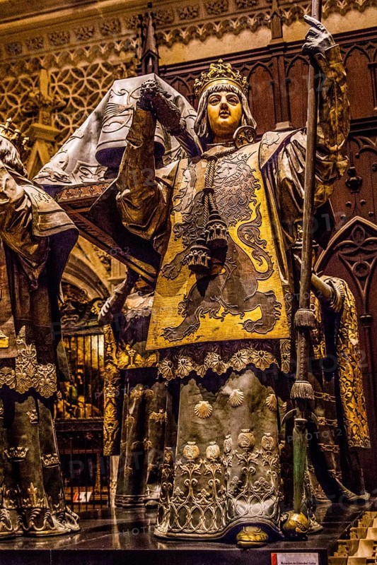 Mausoleum of Christopher Columbus with four pallbearers representing the Spanish kingdoms of Aragon