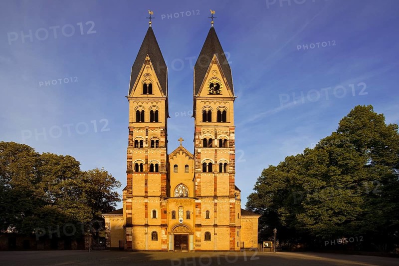 West facade of the Basilica St. Kastor