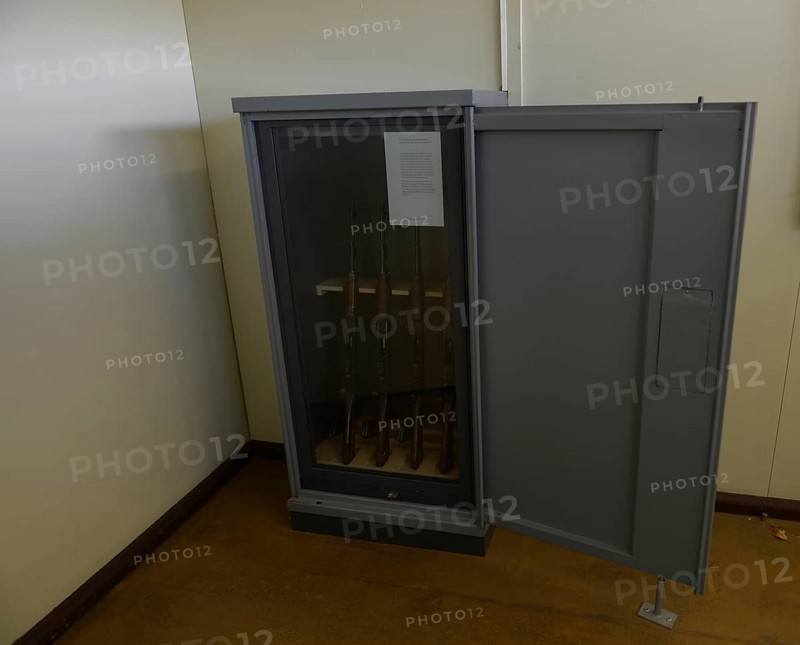 Weapons cabinet