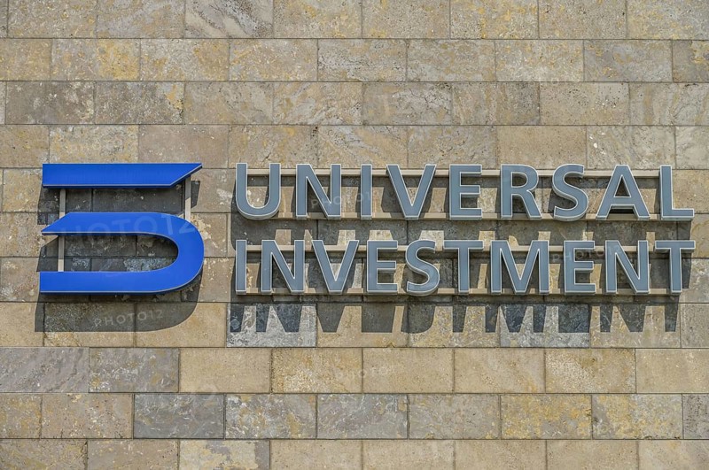 Universal Investment