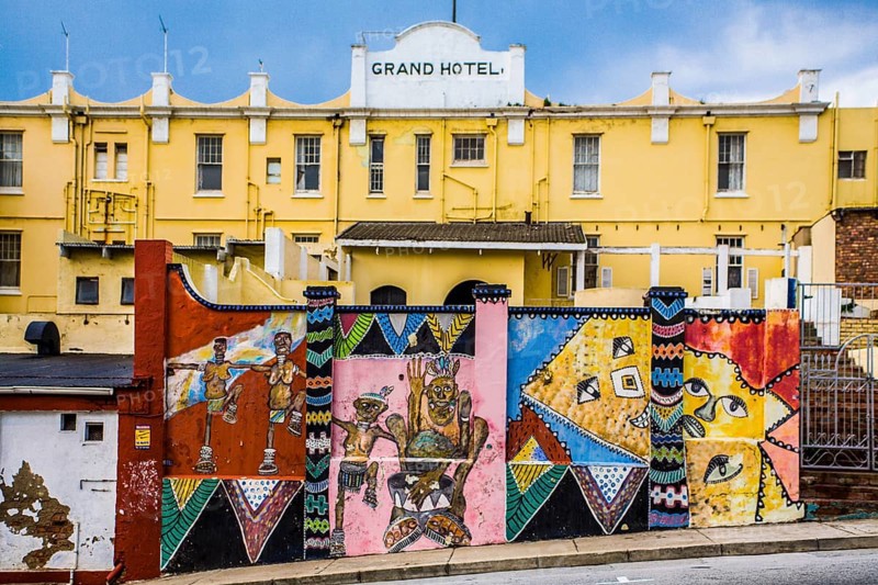 Street Art in front of Grand Hotel