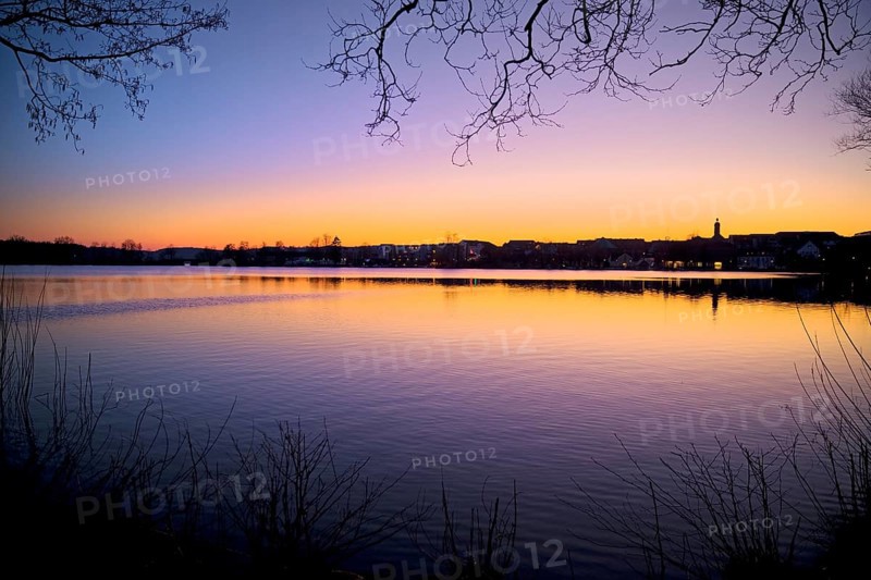 Stimmungsvolle Aussicht am Abend auf den Ratzeburger See