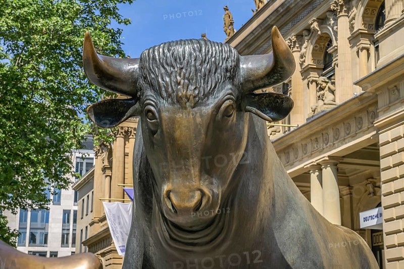 Bronze sculpture