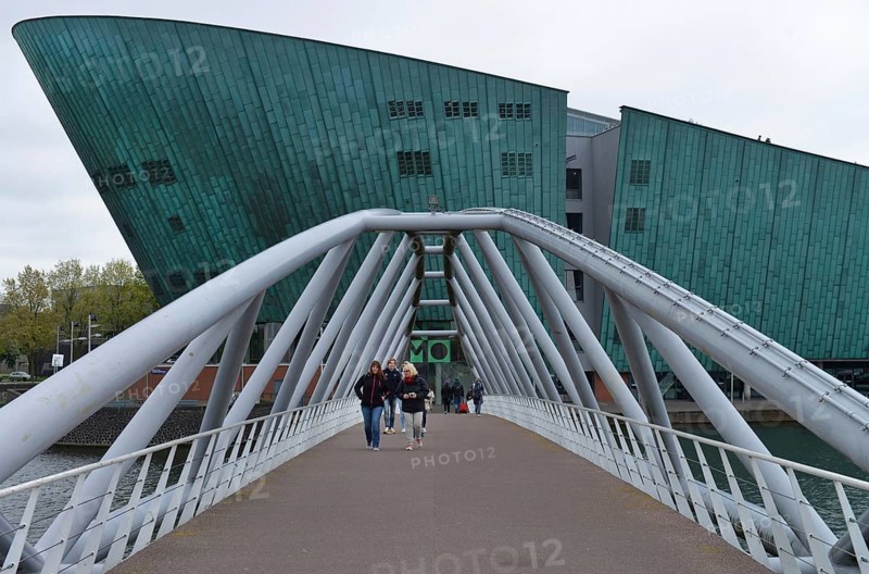 Pedestrian bridge