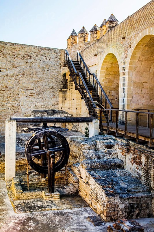 Water supply for the Moorish bath