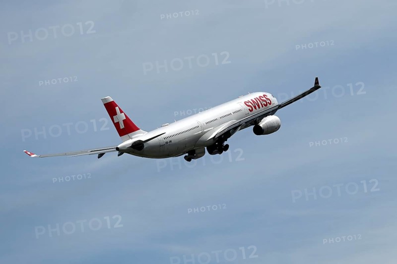 Flugzeug Swiss