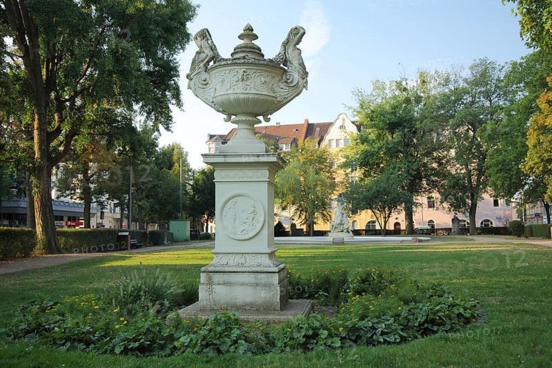 Renaissance lidded vase in the Robert Krekel plant in Biebrich