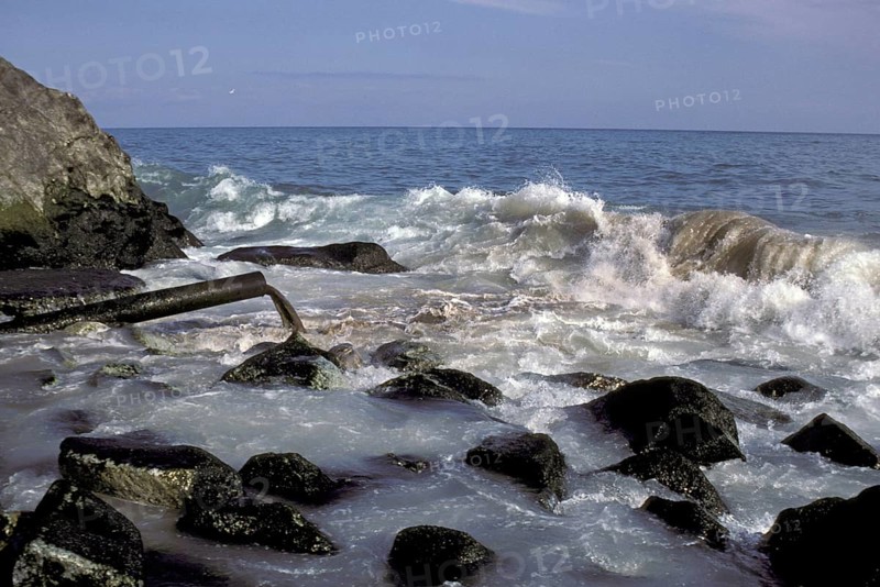 Wastewater discharge into the sea