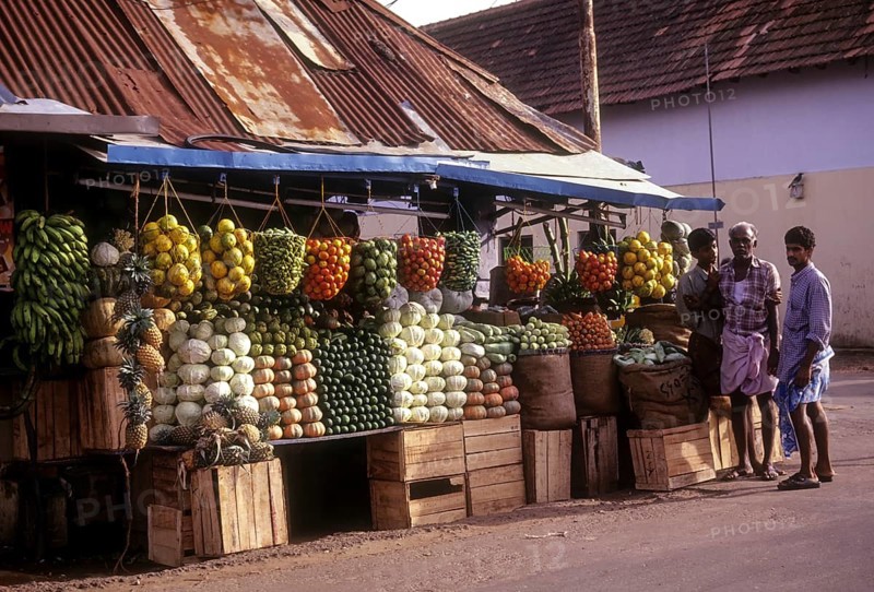 Vegetables and fruits shop in Kollam
