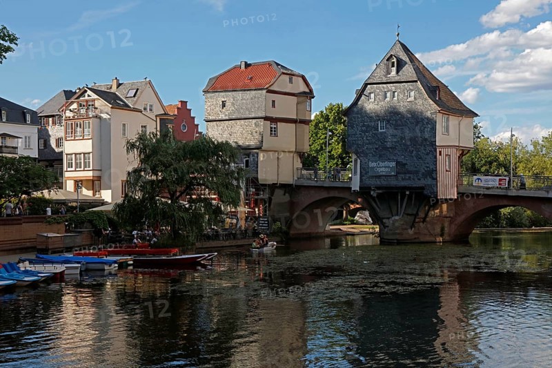 Bridge houses