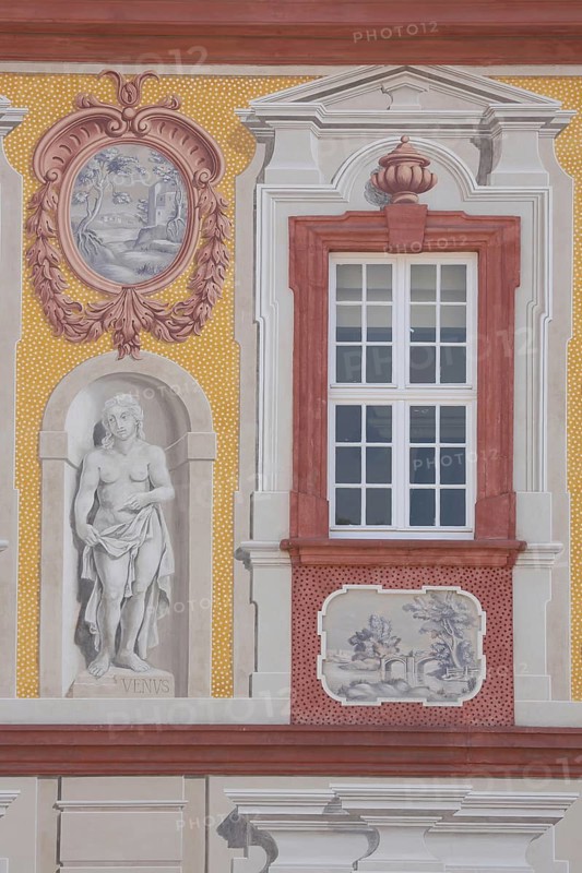 Mock painting Trompe-l'oil on the facade of the baroque castle