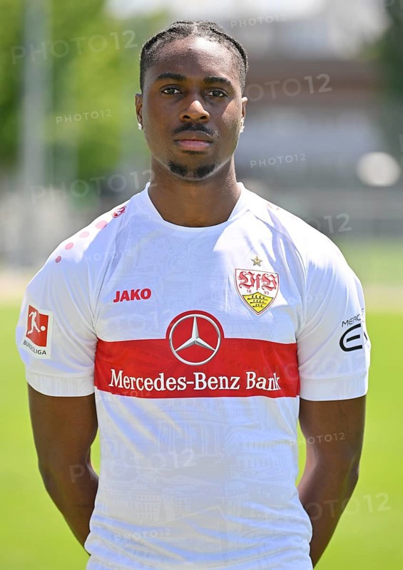 Maxime Awoudja VfB Stuttgart Portraittermin VfB Stuttgart 2022 2023 Licence Player Football 1. Bundesliga Men GER Stuttgart 05. 07. 2022