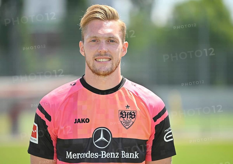Goalkeeper Florian Mueller VfB Stuttgart Portraittermin VfB Stuttgart 2022 2023 Licence Player Football 1. Bundesliga Men GER Stuttgart 05. 07. 2022