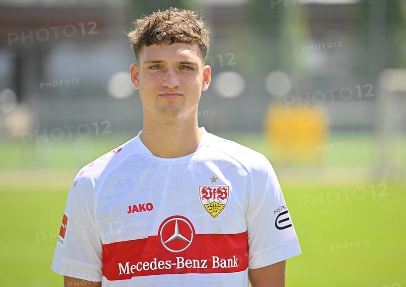 Mateo Klimowicz VfB Stuttgart Portraittermin VfB Stuttgart 2022 2023 Licence Player Football 1. Bundesliga Men GER Stuttgart 05. 07. 2022