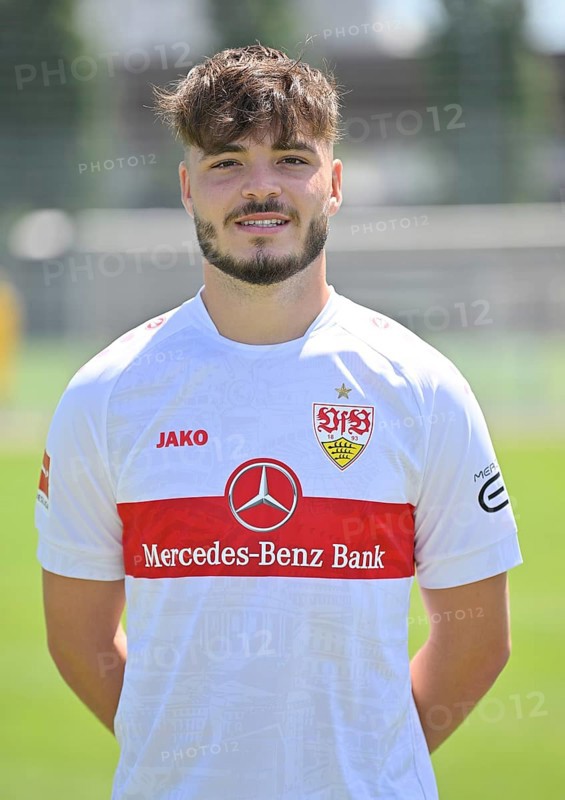 Lilian Egloff VfB Stuttgart Portraittermin VfB Stuttgart 2022 2023 Licence Player Football 1. Bundesliga Men GER Stuttgart 05. 07. 2022