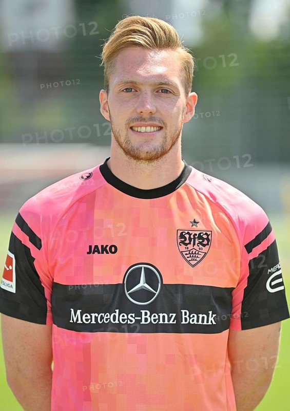 Goalkeeper Florian Mueller VfB Stuttgart Portraittermin VfB Stuttgart 2022 2023 Licence Player Football 1. Bundesliga Men GER Stuttgart 05. 07. 2022