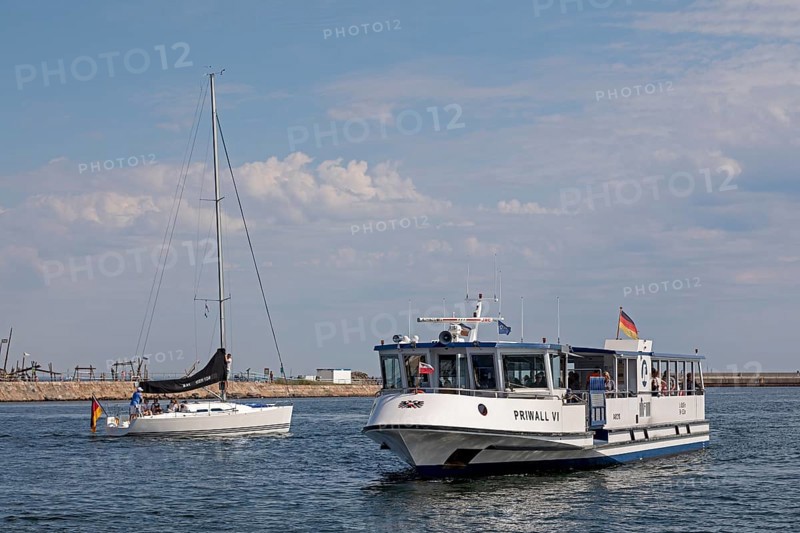 Sailing boat