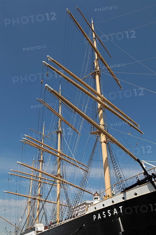 Masts
