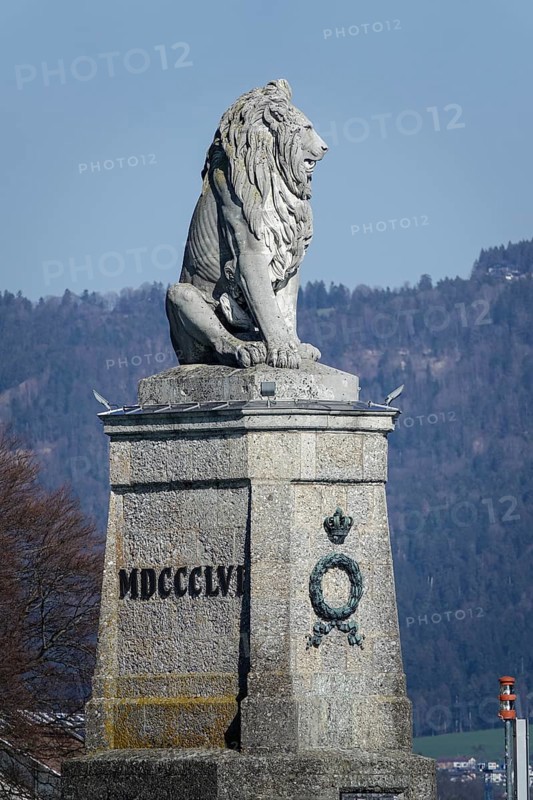 Bavarian lion at the harbour entrance Lindau on Lake Constance