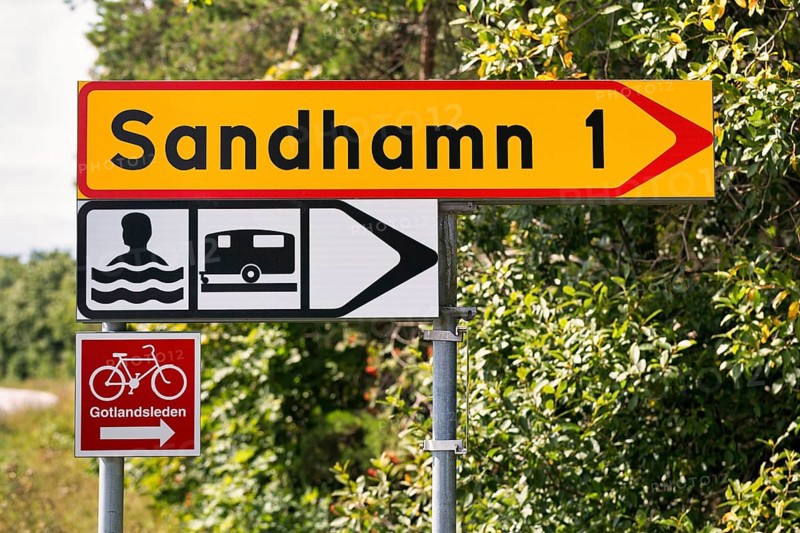 Direction sign to Sandhamn