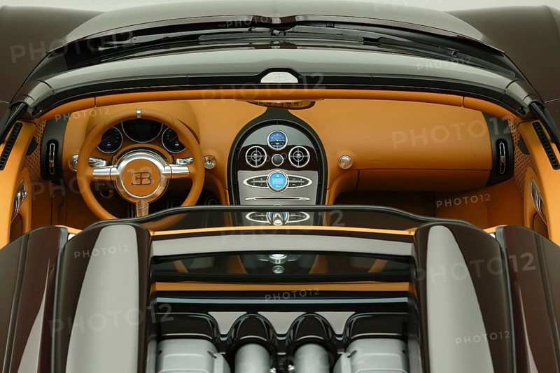 Sports car special model Rembrandt Bugatti from the series Les Legendes de Bugatti. The model