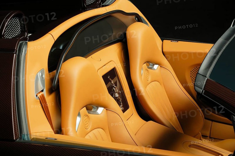 Sports car special model Rembrandt Bugatti from the series Les Legendes de Bugatti. The model