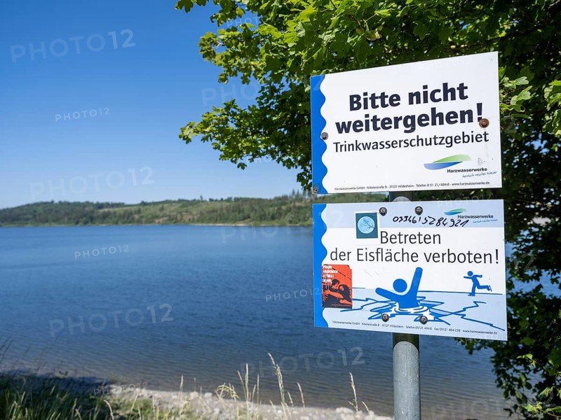 Sign on the bank of the Granetalsperre